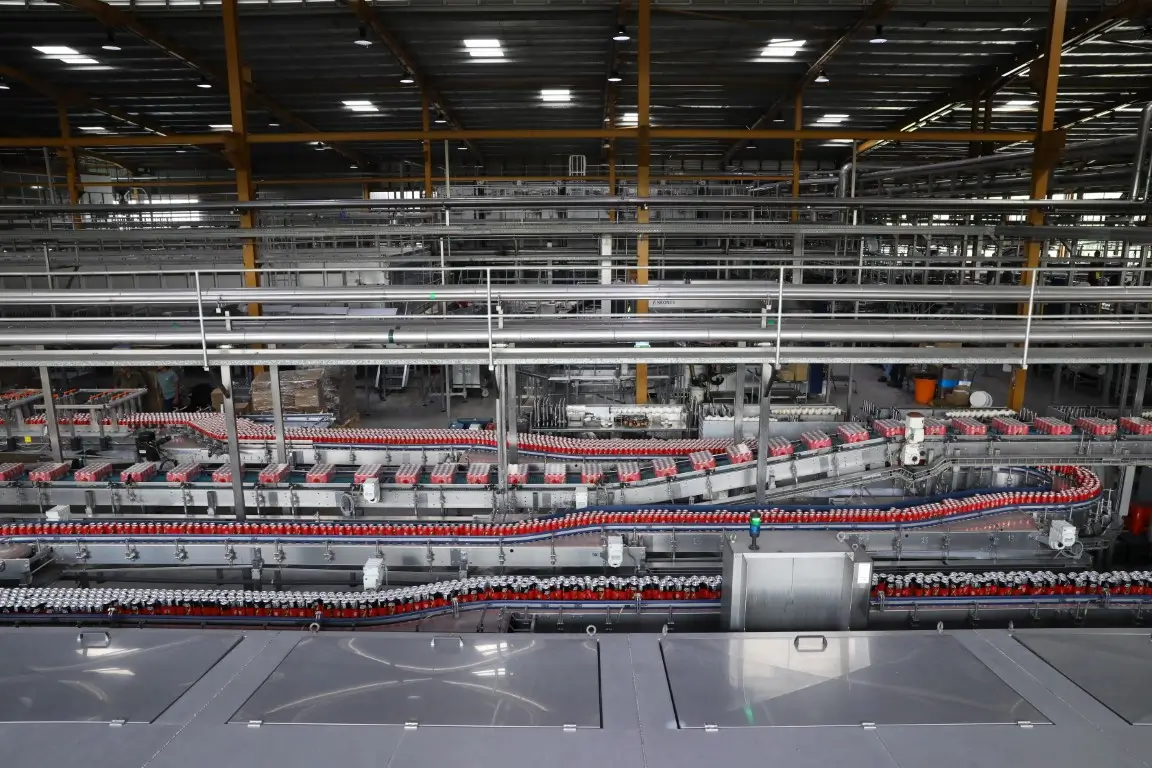 Inside of beverage processing plant by the beverage sector of carsoncumberbatch